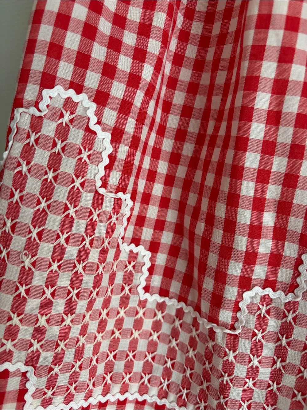 Vintage Red White Gingham Check Apron Cross Stitch